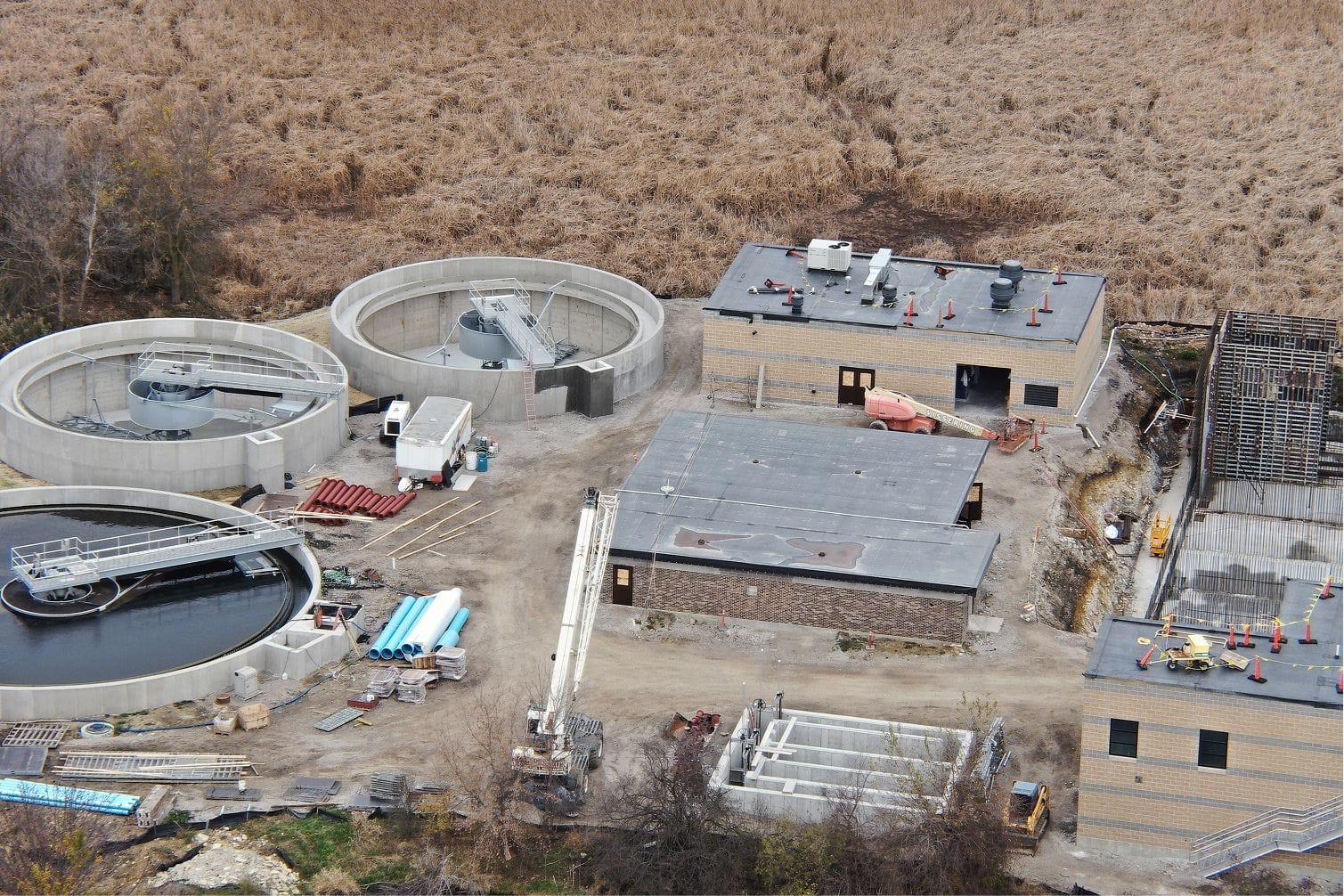 Crest_Hill_04.jpg